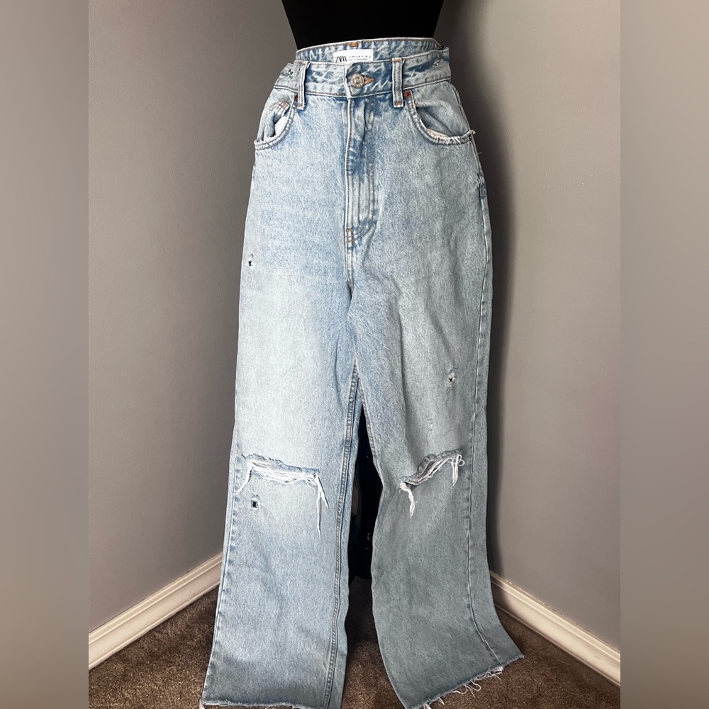 Zara High-Waist Light Wash Distressed Wide-Leg Jean